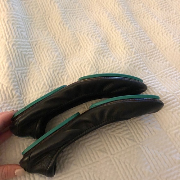 Black Matte Tieks Size 5 - Picture 5 of 6